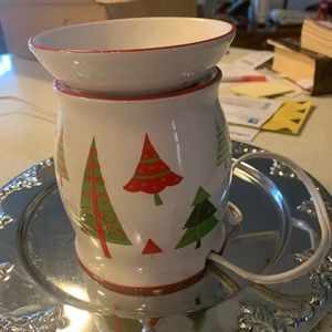 Yankee melt Warmer “Christmas in August!”
